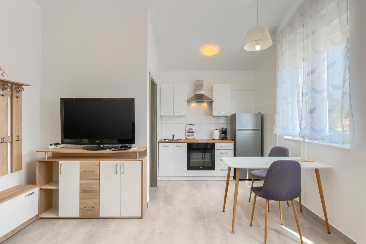 Dali Apartment Медулин Екстериор снимка