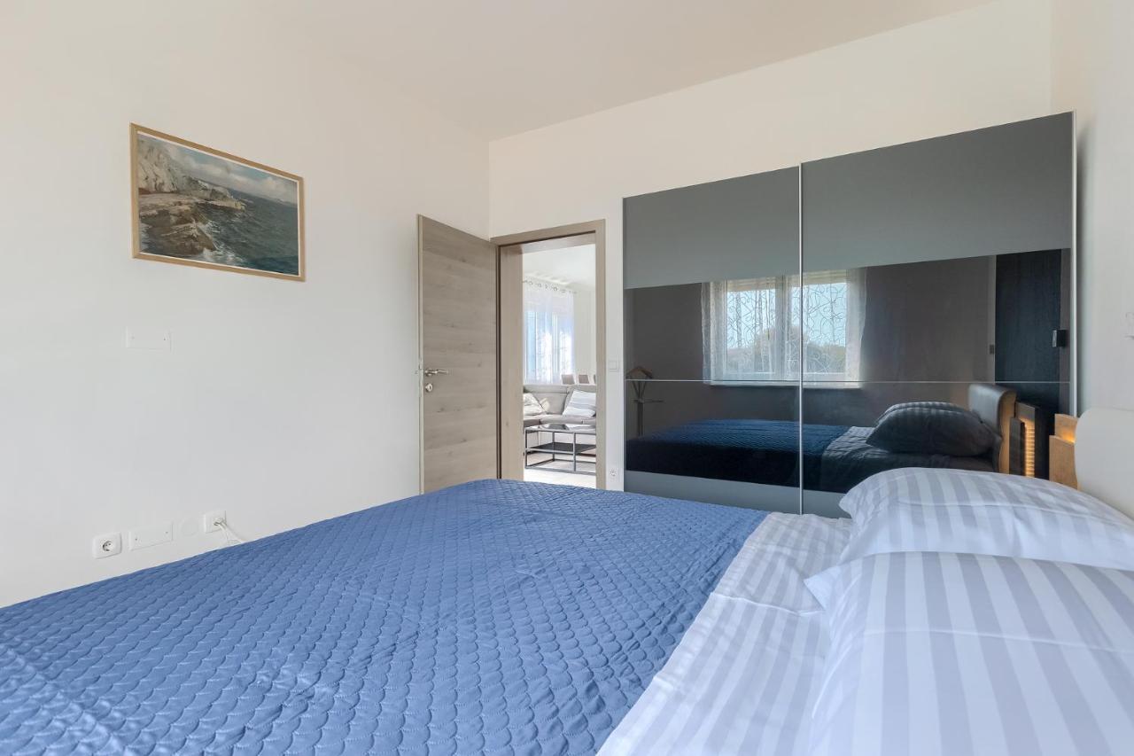 Dali Apartment Медулин Екстериор снимка