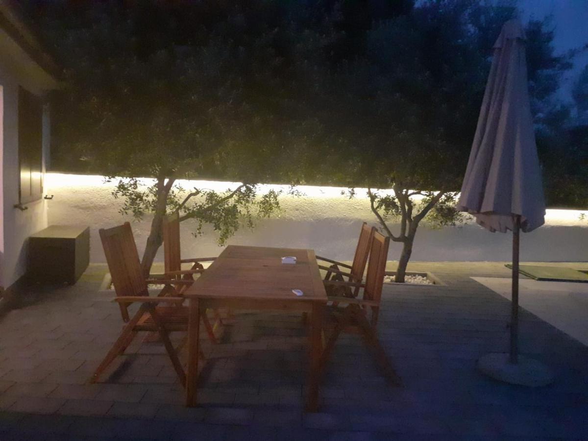 Dali Apartment Медулин Екстериор снимка